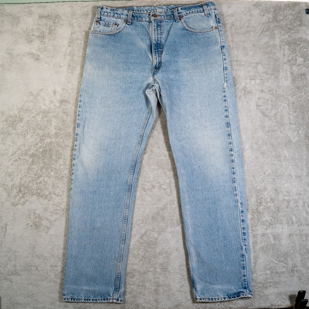 Levis Jeans Mens 40x34 Blue 505 Regular Fit Straight Leg Made in Canada Denim